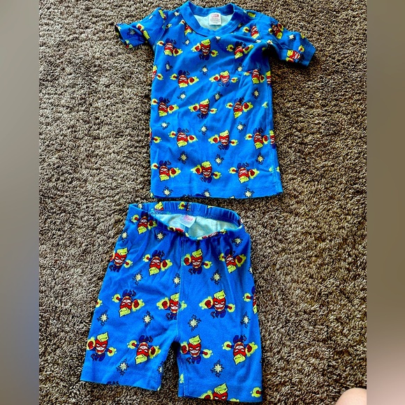 Hanna Andersson organic cotton Marvel pajamas set! - Picture 1 of 2